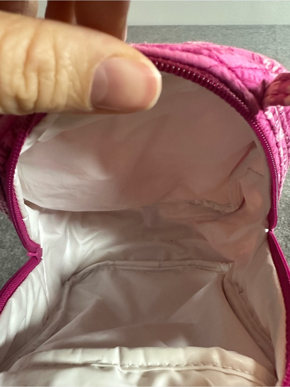 Vera Bradley Quilted Paisley Pink Lunchbox - Picture 5 of 5